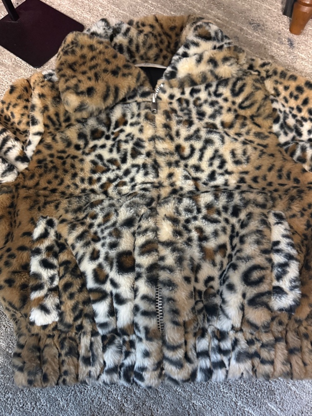 No Boundaries Leopard Print Faux Fur Cropped Jacket - Tan & Black - Picture 4 of 7
